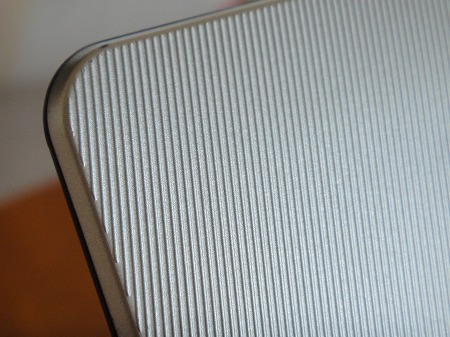 LIFEBOOK NH90/DN凹凸加工