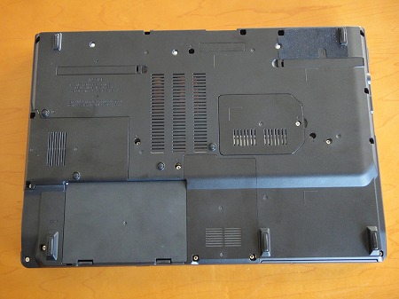 富士通LIFEBOOK NH90/DNレビュー