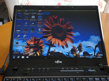 富士通LIFEBOOK PH75/DN(PH74/CN)液晶