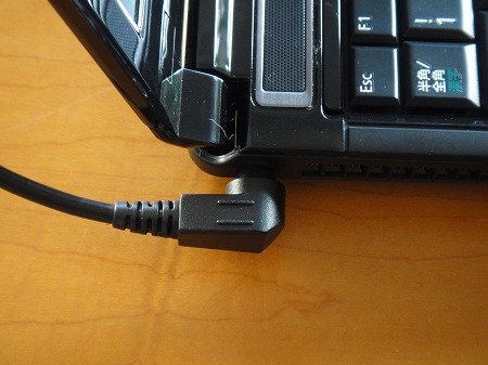 富士通LIFEBOOK SH76/DNレビュー