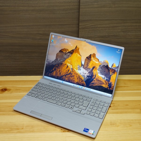 富士通FMV A75-K3レビュー